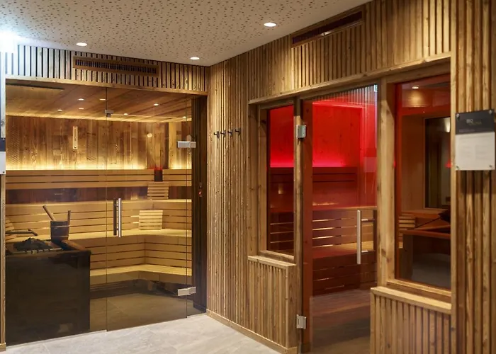 Nennerhof アパート トゥクス